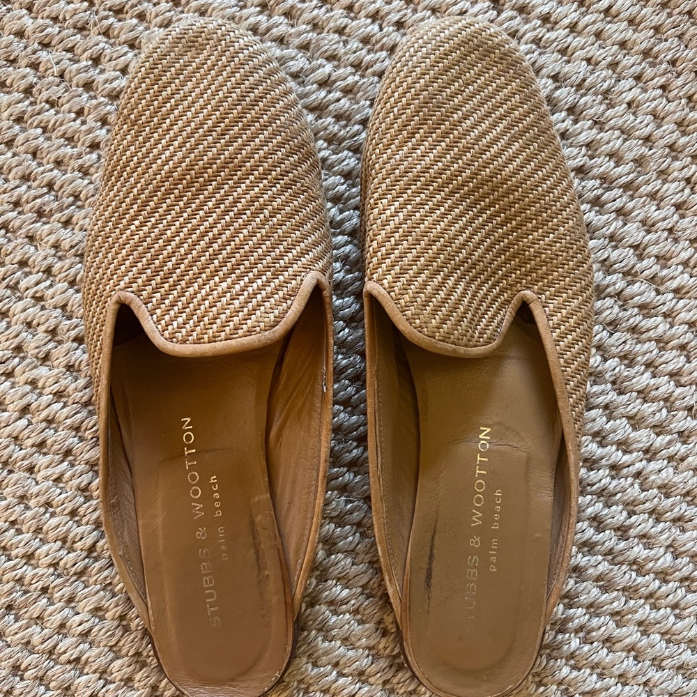 Stubbs and wootton size 10 but fit like a 9 raffia mules flats
